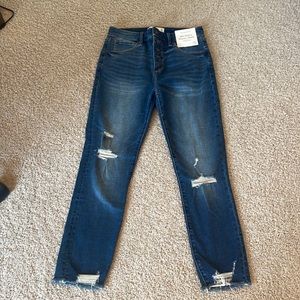 Abercrombie & Fitch Skinny Ankle Jeans